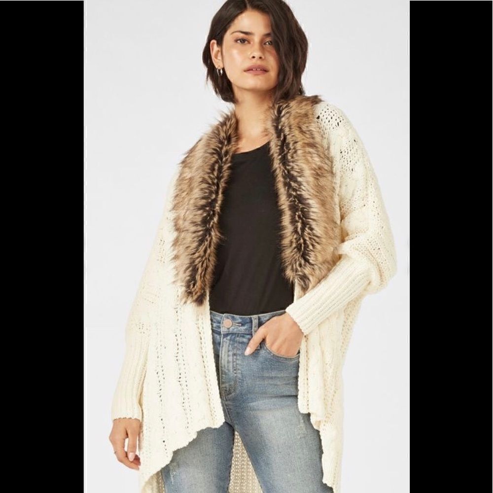 Sweater Faux Fur Trim - Size Small New! Cream White